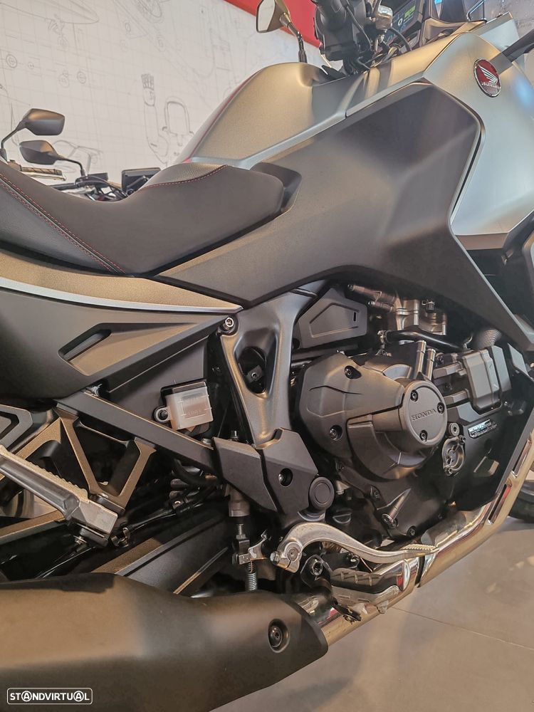 Honda NT - 3