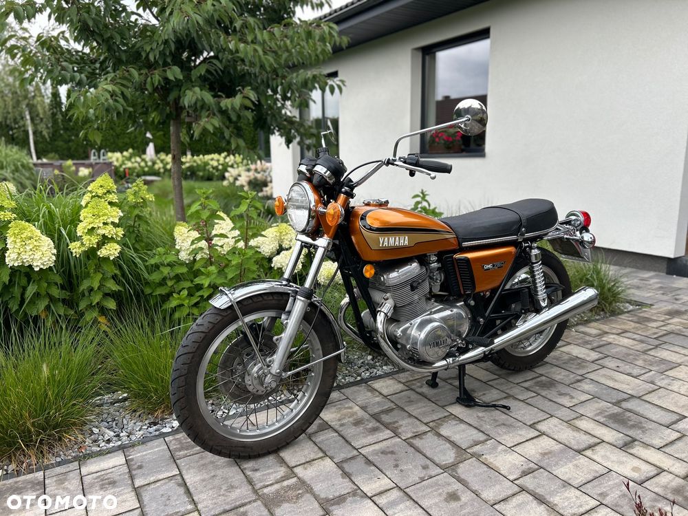 Yamaha TX - 2