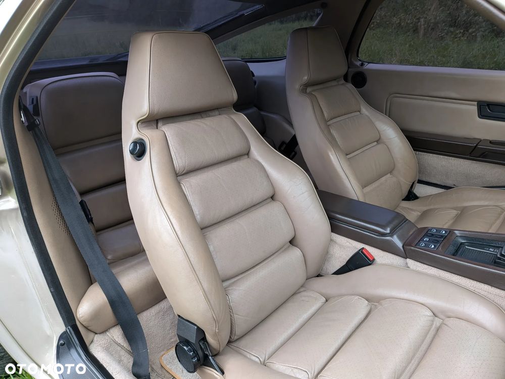 Porsche 928 - 9