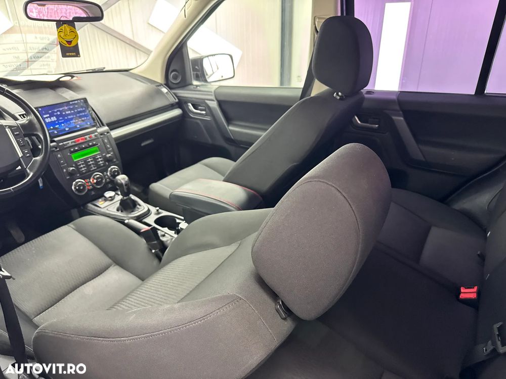 Land Rover Freelander 2 2.2L TD4 HSE - 17