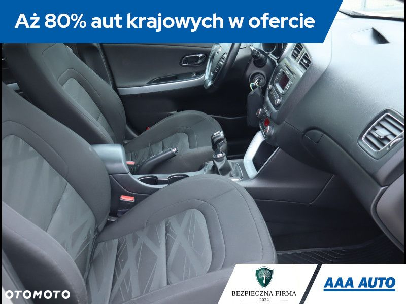 Kia Ceed - 10