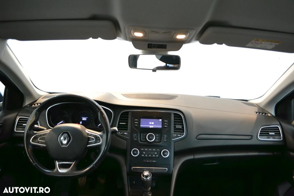 Renault Megane BLUE dCi Zen - 10