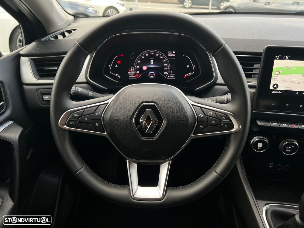 Renault Captur - 16