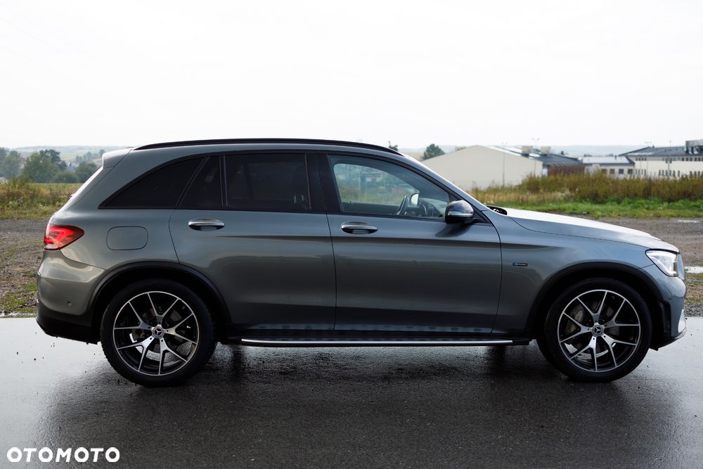 Mercedes-Benz GLC 300 de 4Matic 9G-TRONIC AMG Line Plus - 6