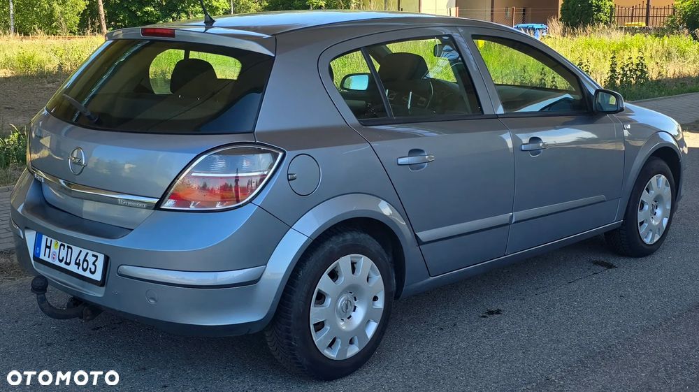 Opel Astra 1.4 150 Jahre - 5