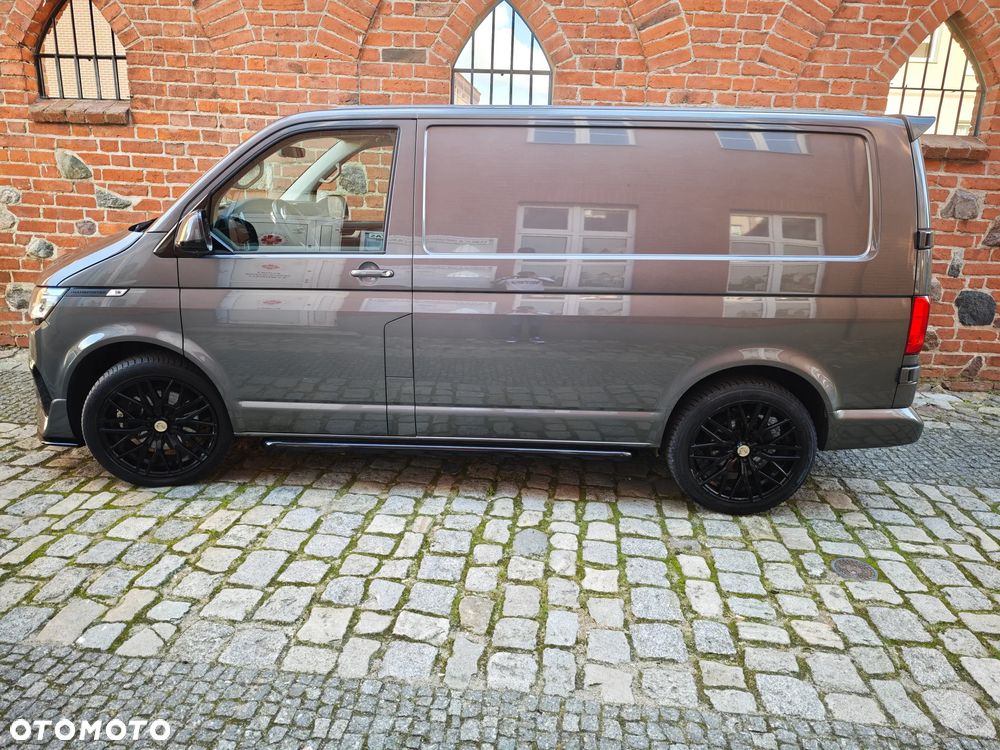 Volkswagen Transporter T6.1 TDI L1H1 Plus Comfortline 4Motion DSG - 2