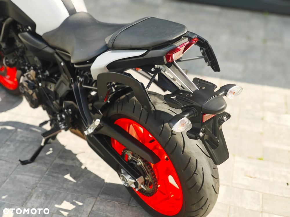 Yamaha MT - 16