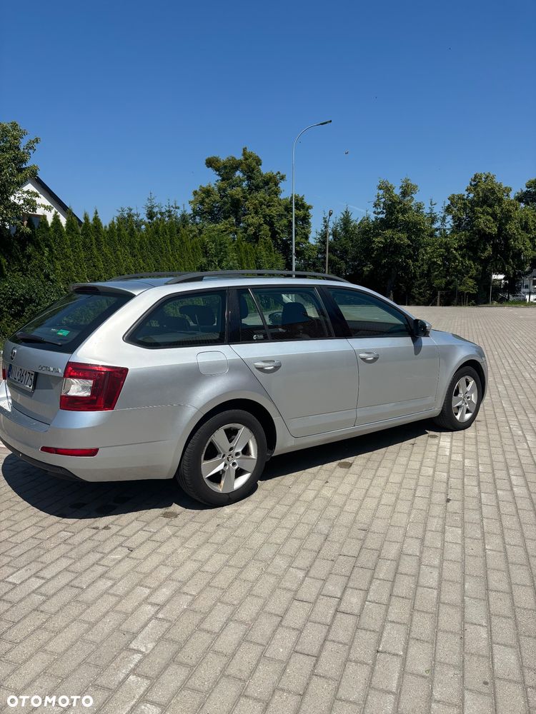 Skoda Octavia 1.4 TSI Ambition - 10