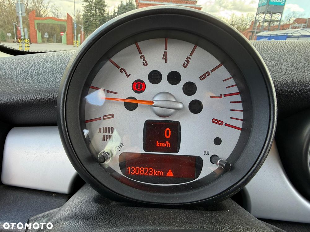 MINI ONE Brick Lane - 12