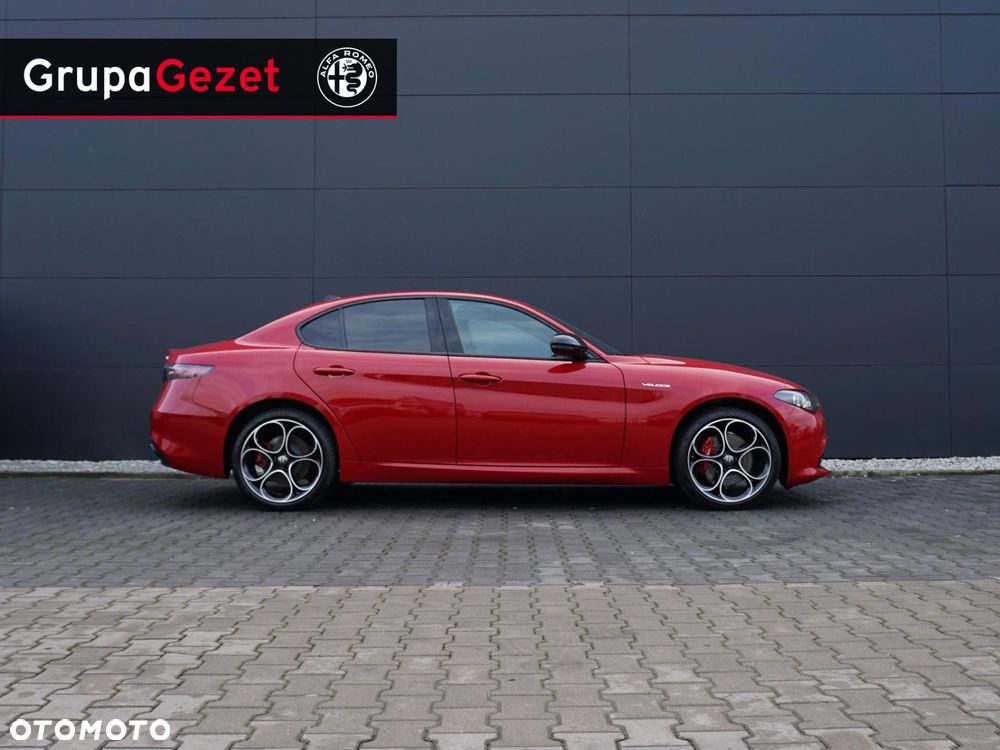 Alfa Romeo Giulia - 5