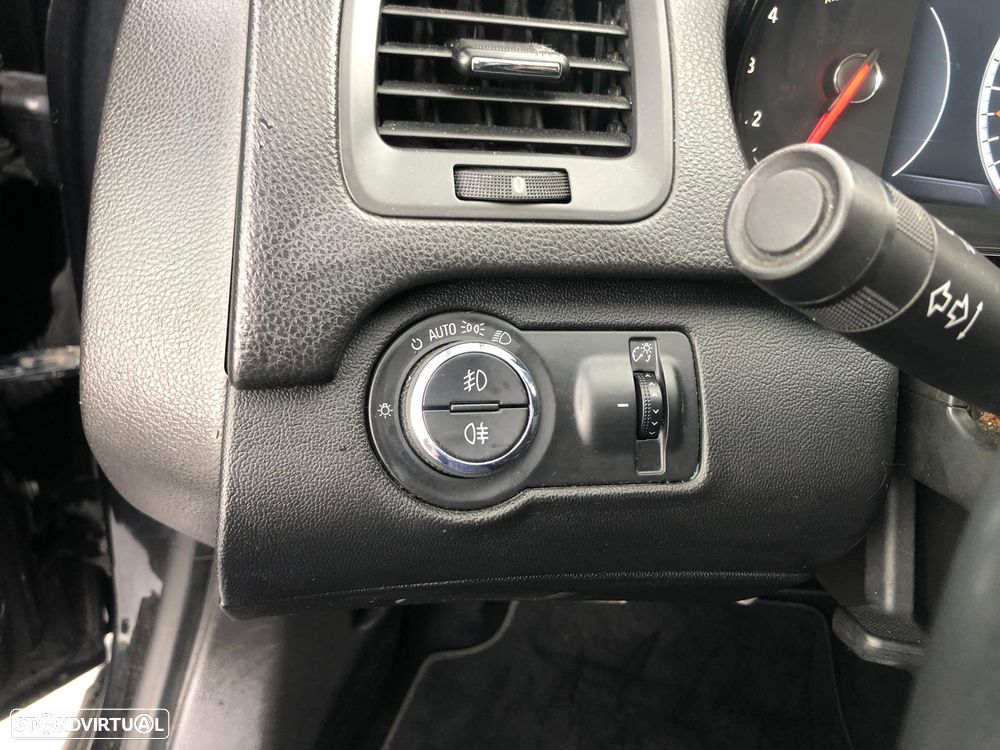 Opel Insignia Sports Tourer 2.0 CDTi Cosmo S/S - 6