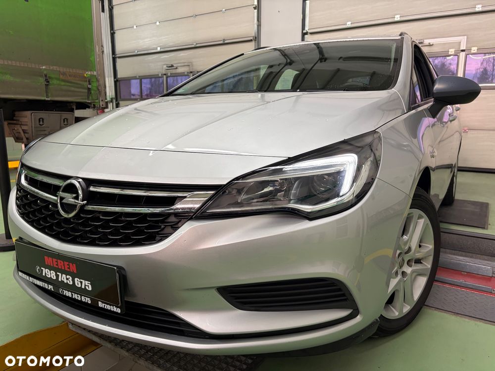 Opel Astra 1.4 Turbo Business - 18