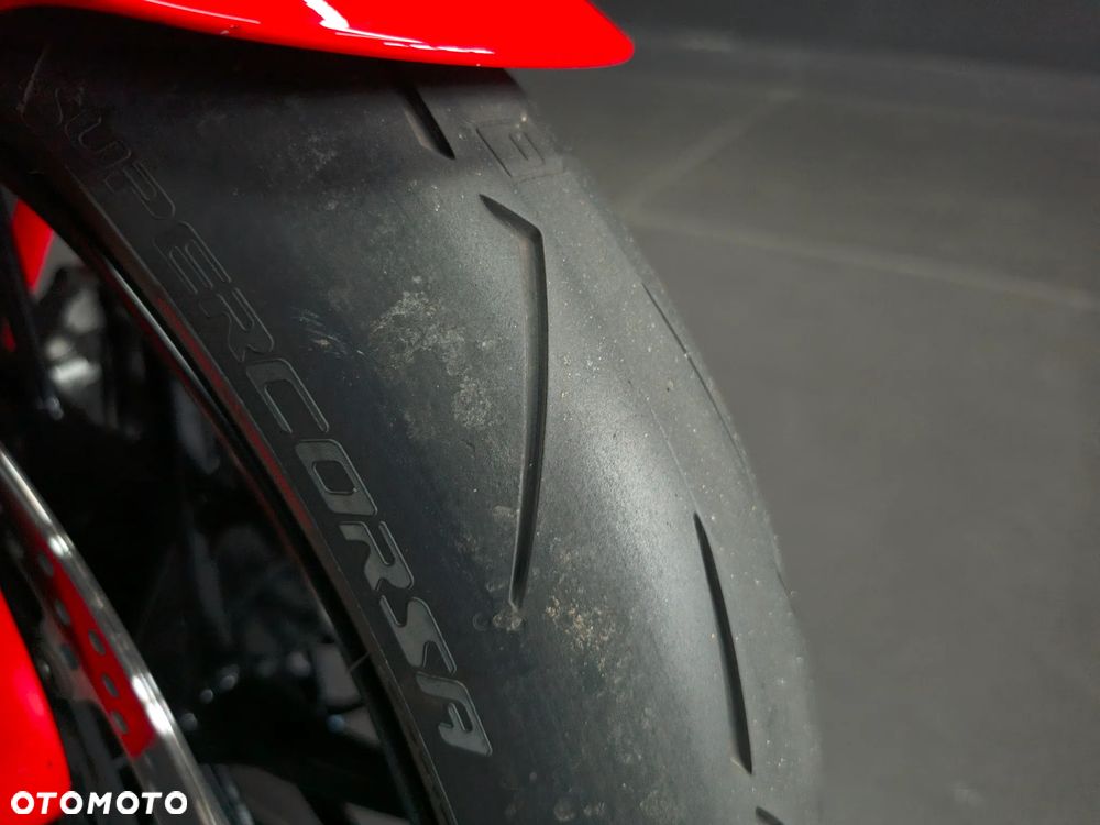 Ducati Panigale V4 - 7
