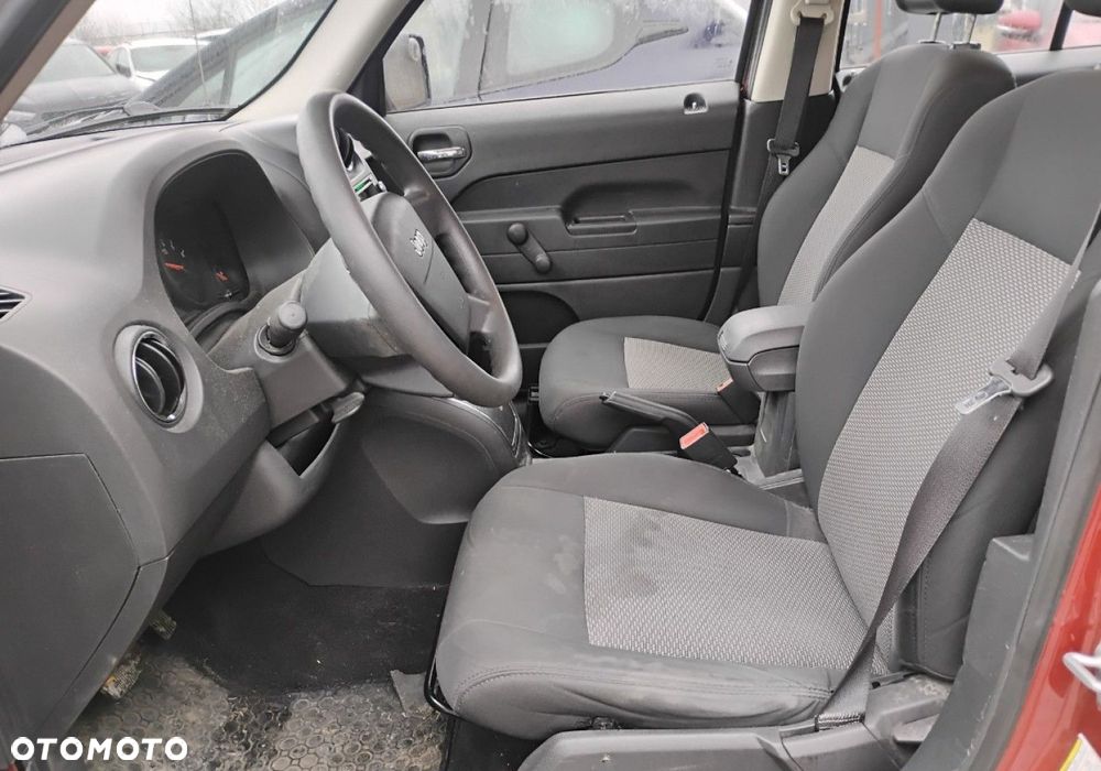 Jeep Patriot - 8