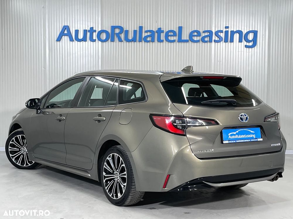 Toyota Corolla - 5