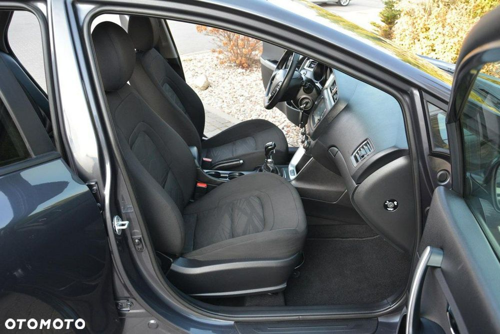 Kia Ceed 1.4 CVVT Attract - 16