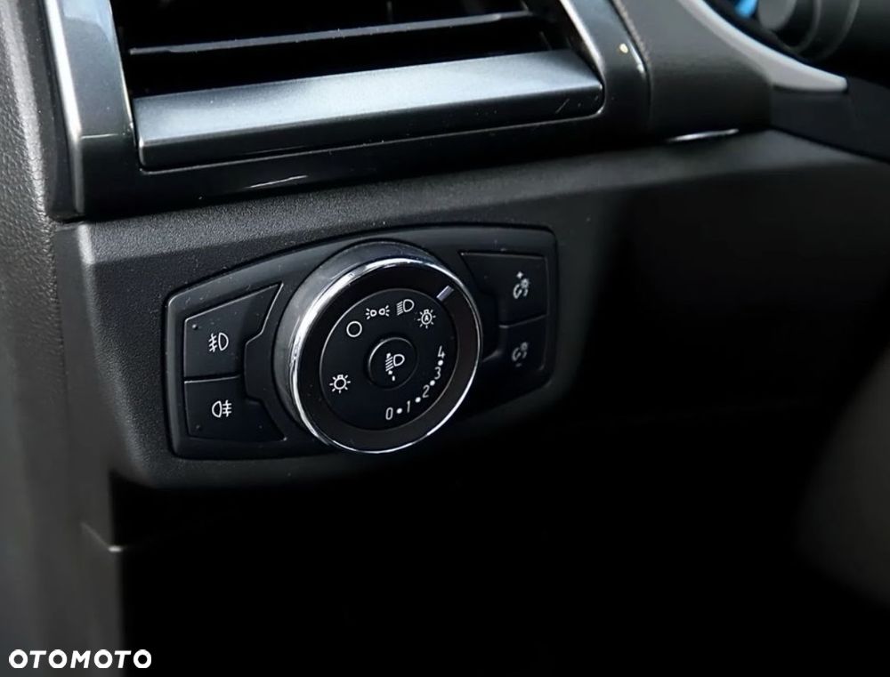 Ford Mondeo 2.0 EcoBlue Titanium - 20