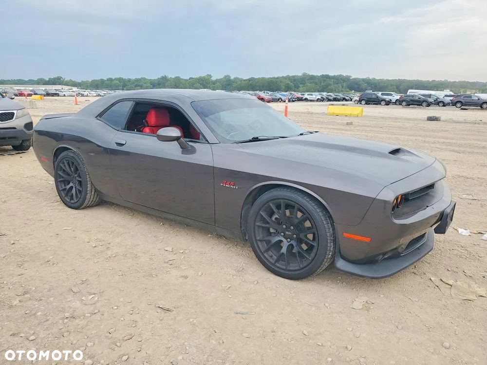 Dodge Challenger Automatik R/T Plus - 2