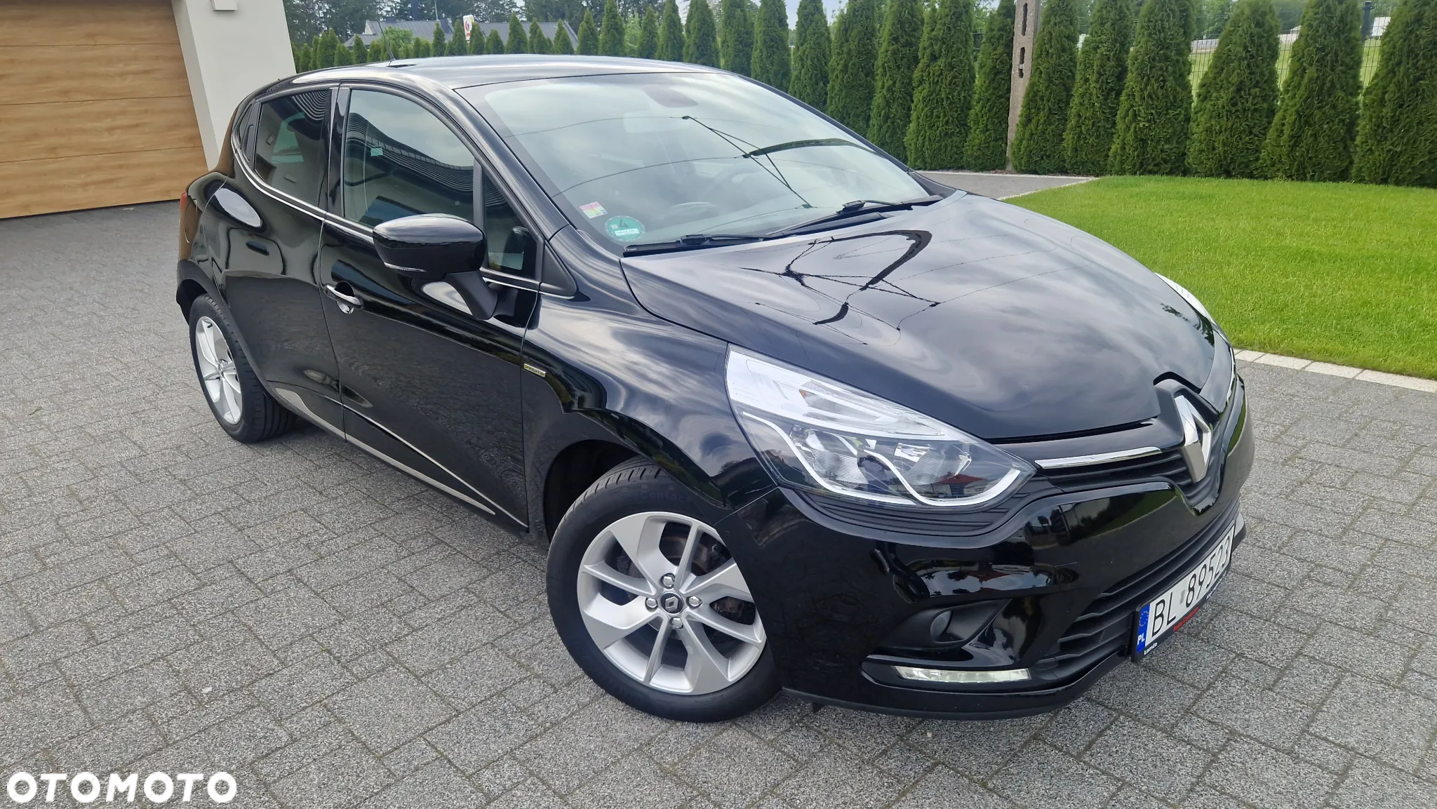 Renault Clio TCe 90 Limited - 26