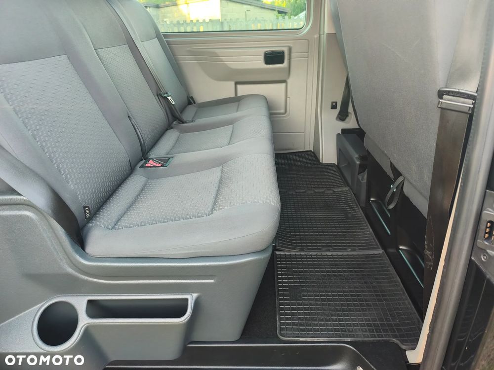 Volkswagen Transporter - 30