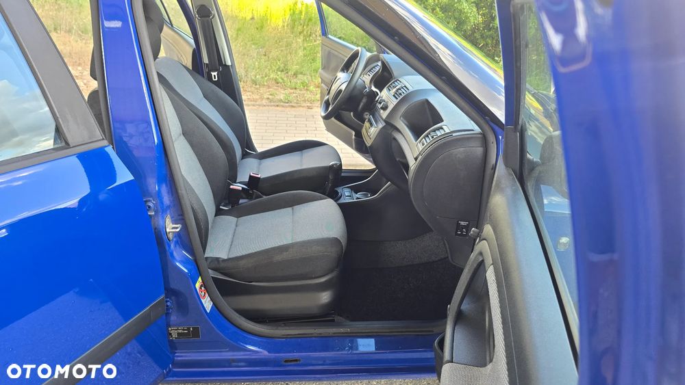 Skoda Fabia 1.4 16V Active - 20