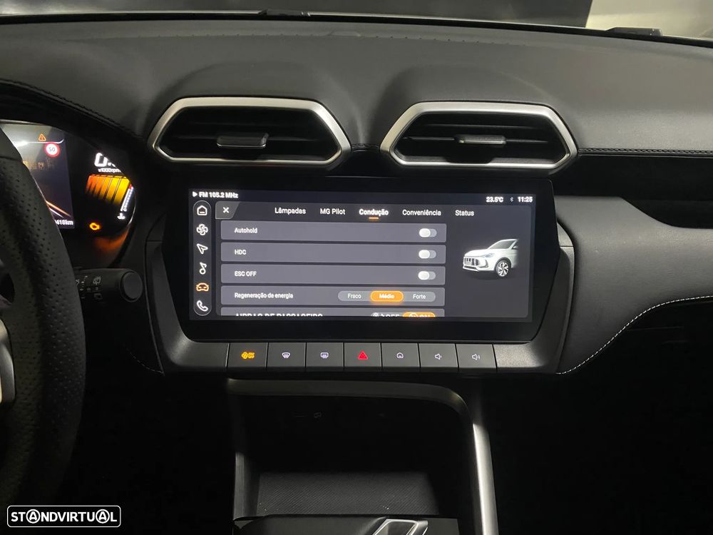 MG ZS 1.5 Hybrid+ Luxury - 16