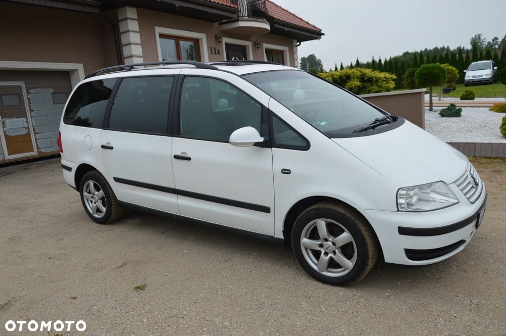 Volkswagen Sharan 1.9 TDI Trendline - 17