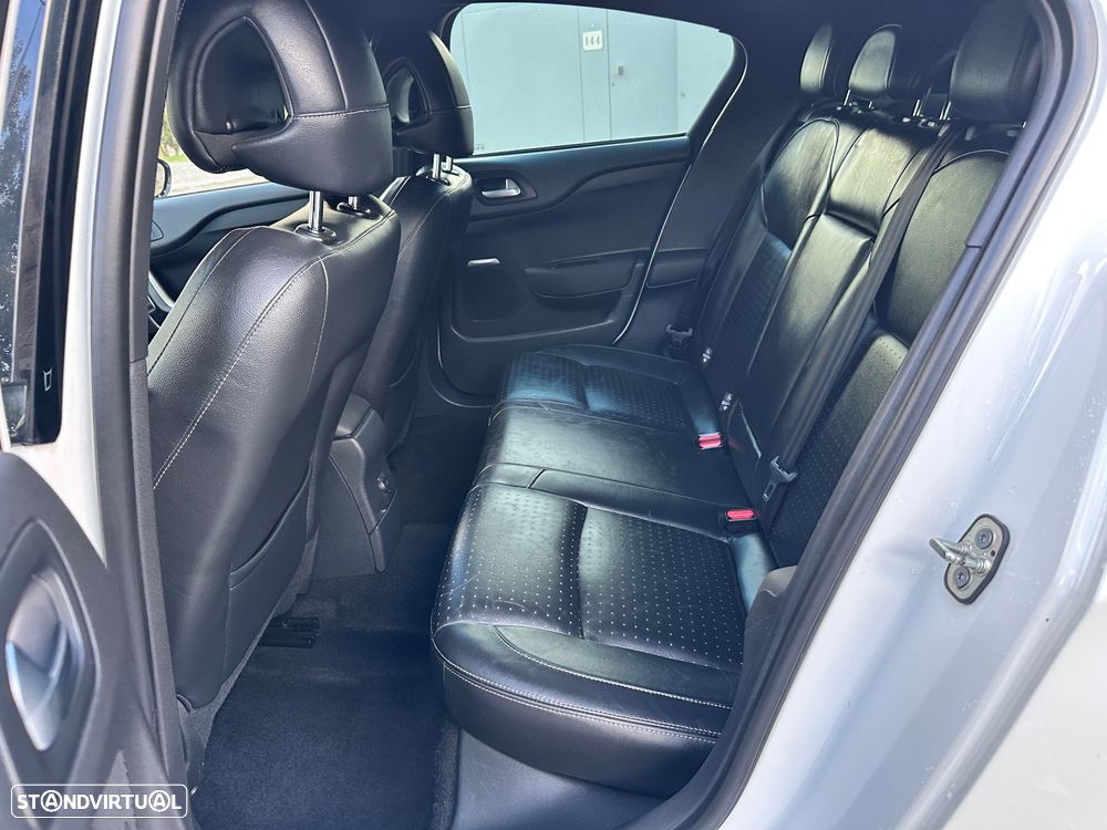 DS DS4 2.0 BlueHDi Sport Chic - 36