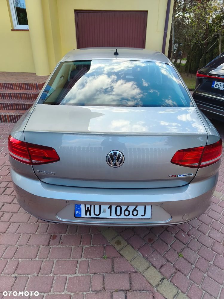 Volkswagen Passat 1.6 TDI BMT Comfortline - 5