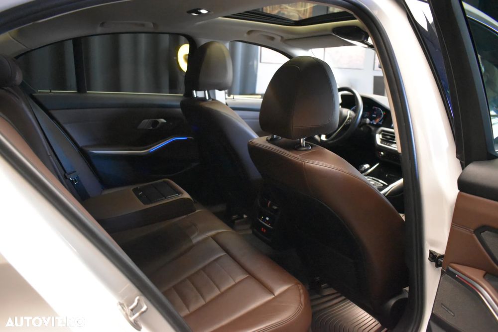 BMW Seria 3 320d AT MHEV - 8