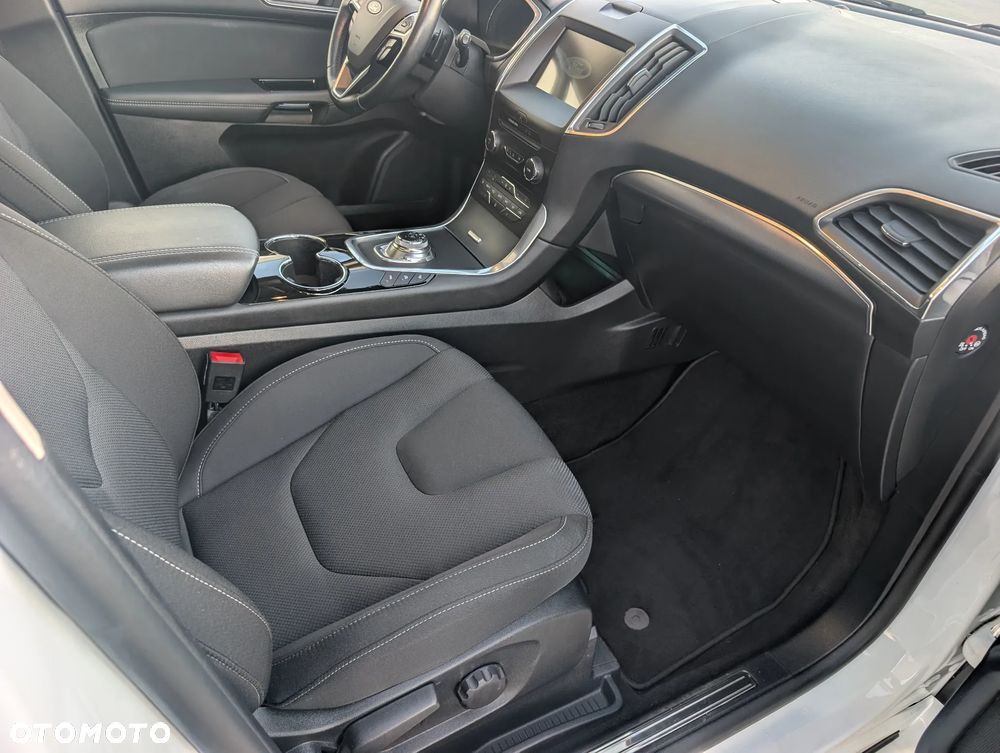 Ford S-Max 2.0 EcoBlue Titanium - 15