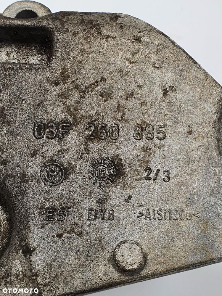 ŁAPA WSPORNIK SPRĘŻARKI VW TOURAN 1.2 TSI 03F260885 - 4