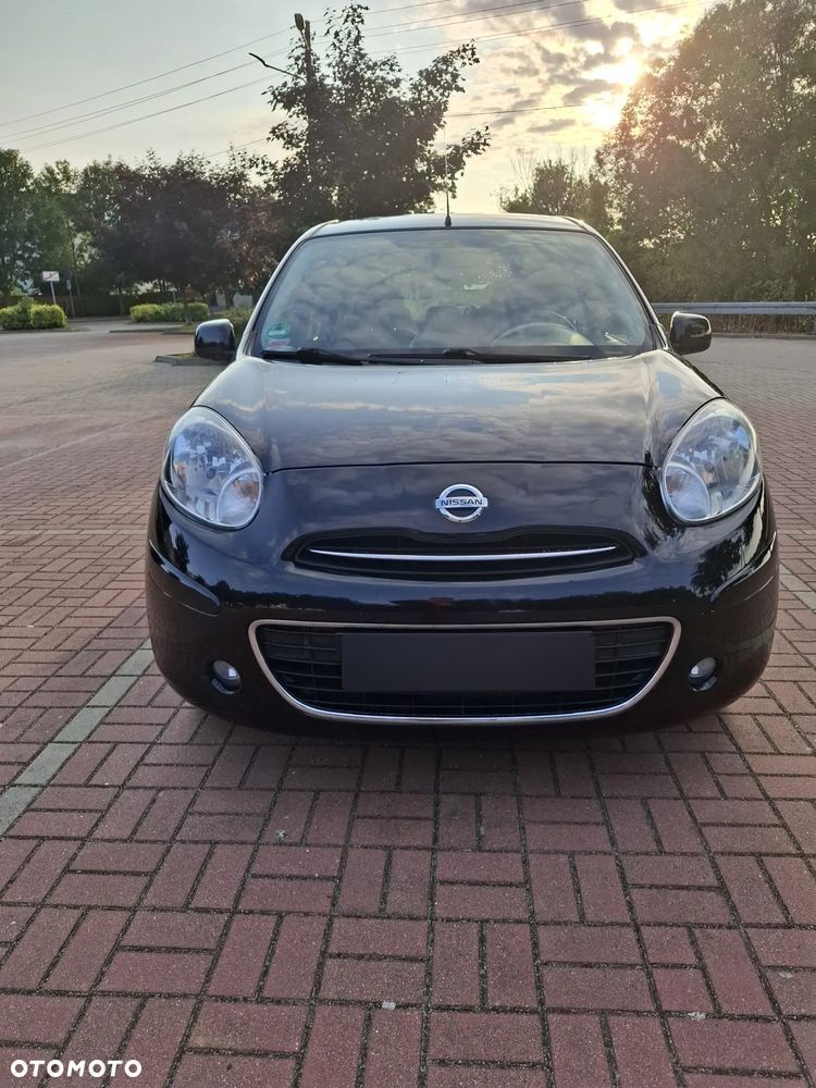 Nissan Micra 1.2 Bild der Frau - 24