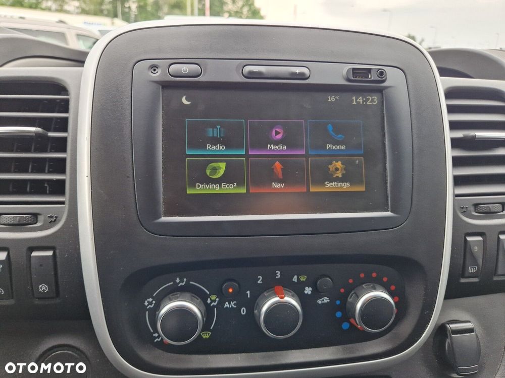 Renault Trafic - 31