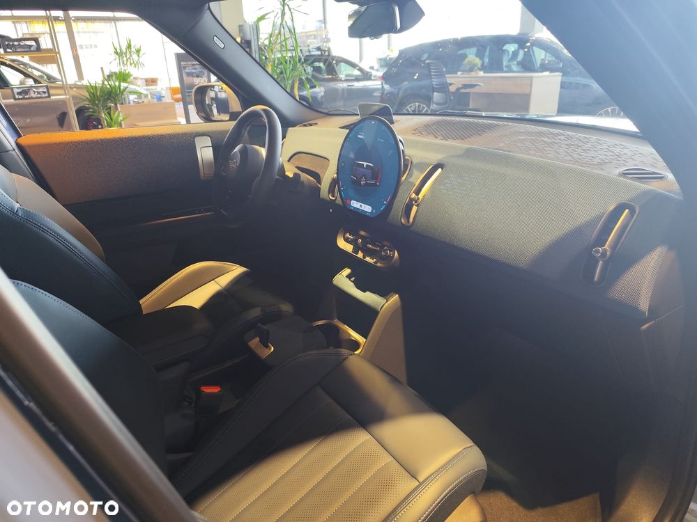 MINI Countryman S ALL4 mHEV Linia Favoured - 18