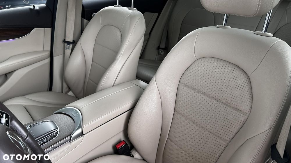 Mercedes-Benz GLC 220 d 4-Matic - 13