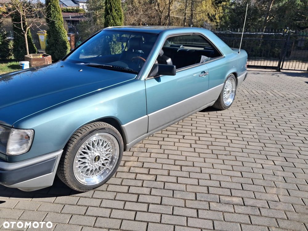 Mercedes-Benz W124 (1984-1993) - 19