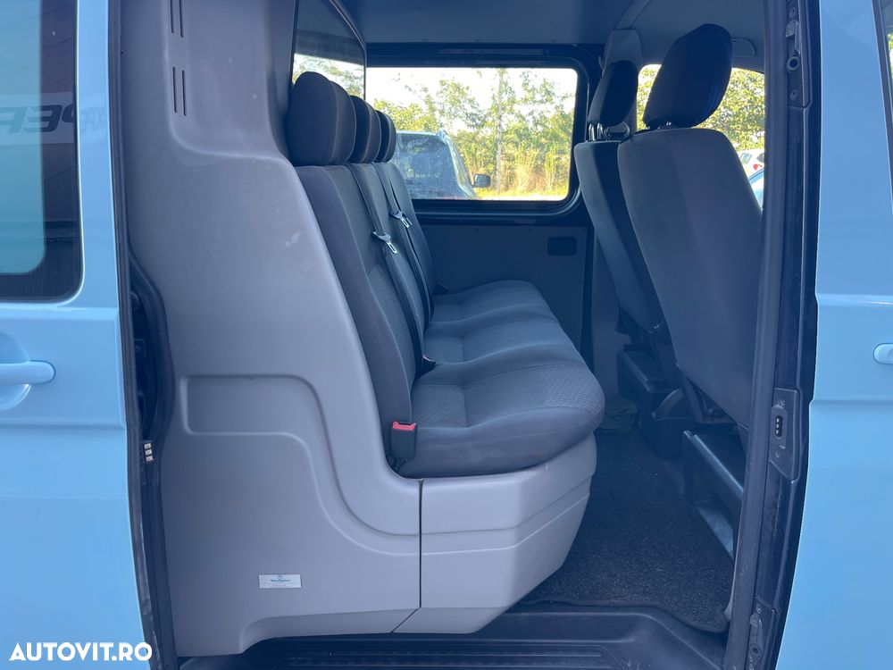 Volkswagen Transporter - 4