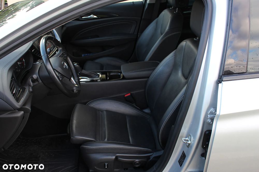 Opel Insignia Sport2.0 Direct InjTurbo 4x4 Exclusive - 11