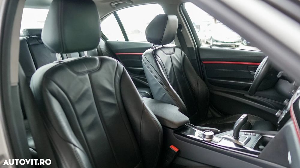 BMW Seria 3 320i Aut. M Sport - 23