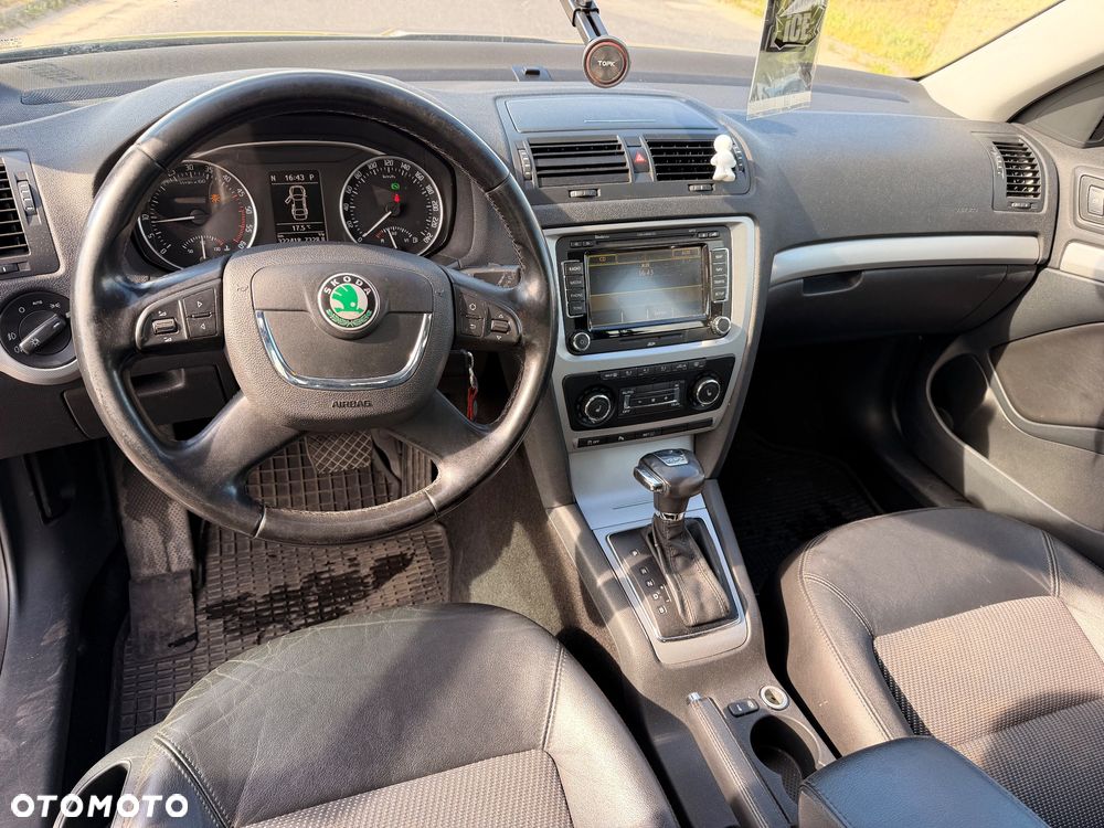 Skoda Octavia 2.0 TDI DPF DSG Elegance - 9