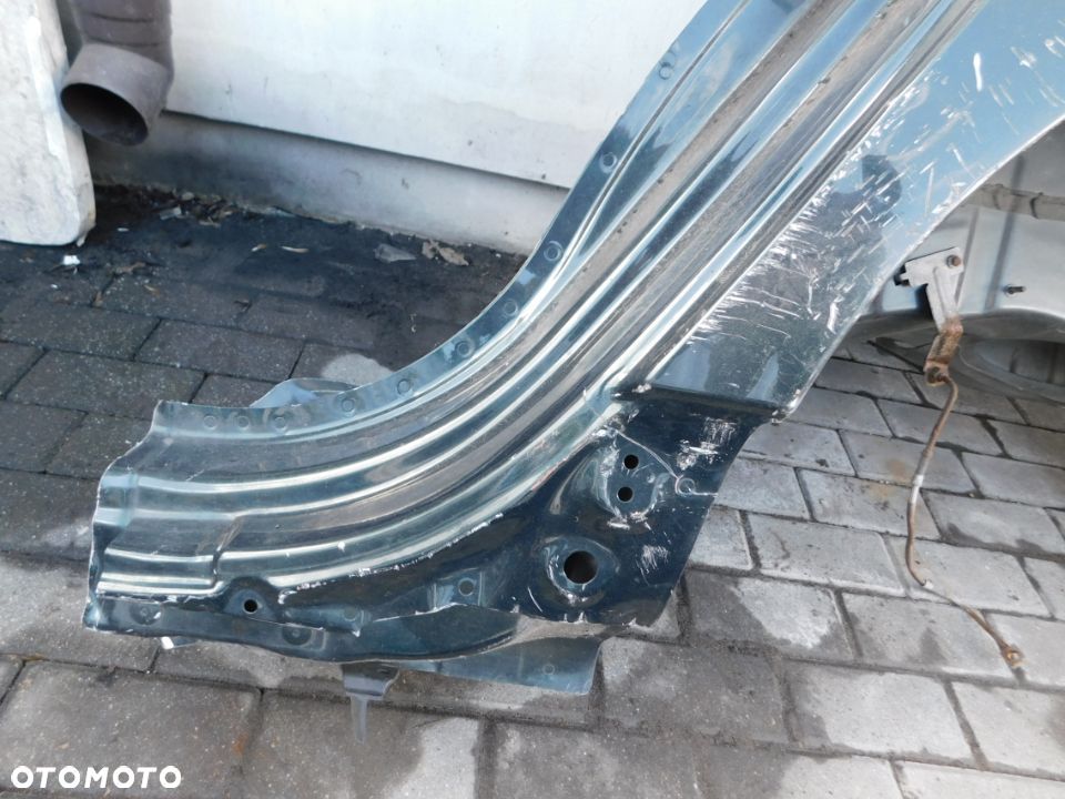 błotnik tylny tył lewy ćwiartka  JAGUAR XJ351 - 2