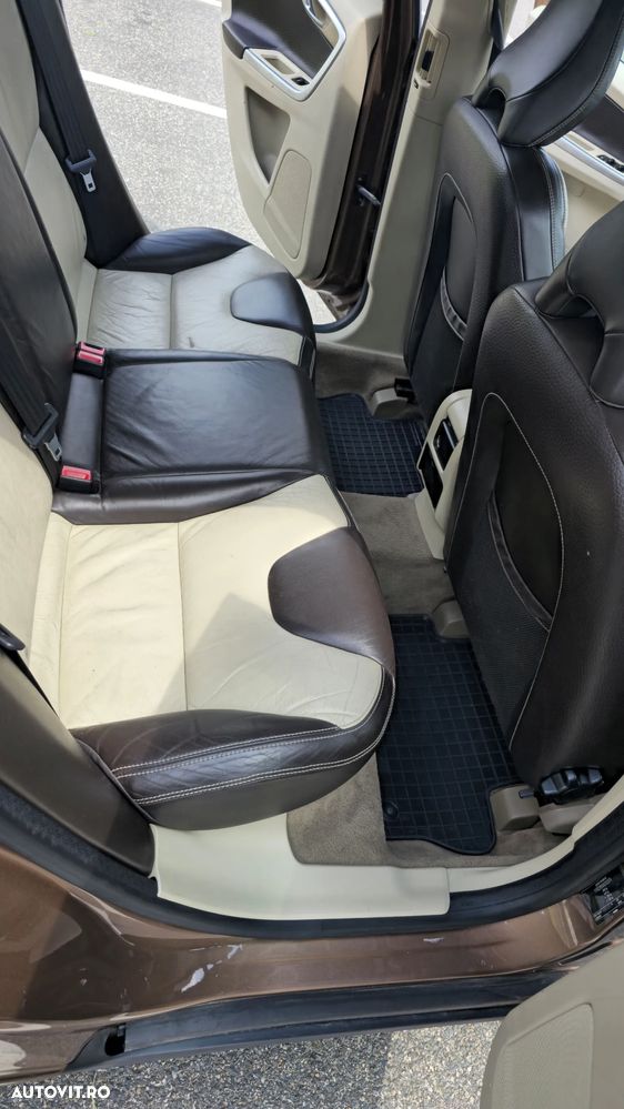 Volvo XC 60 - 11