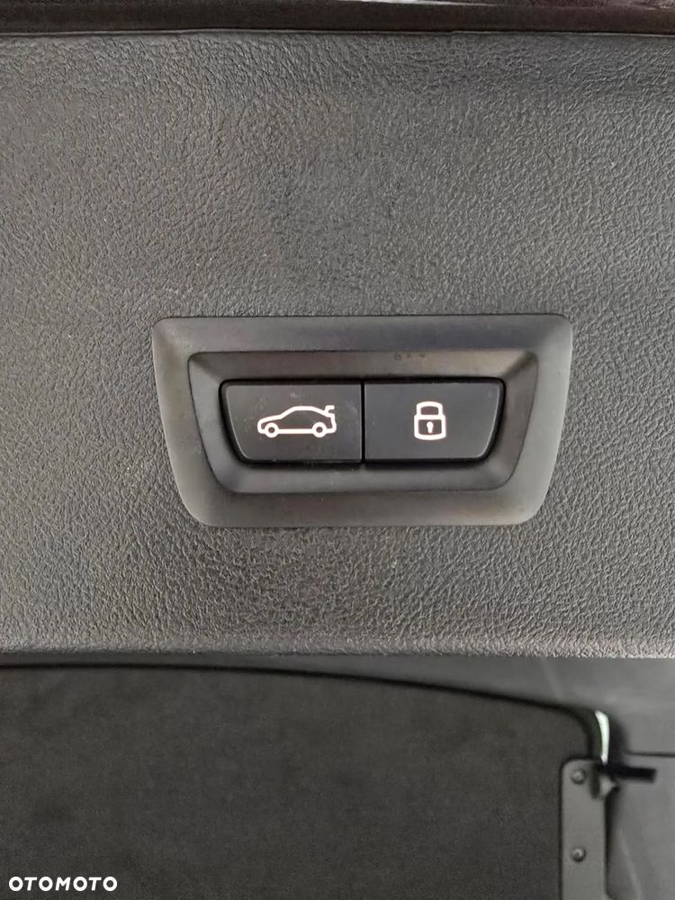 BMW X4 xDrive20i mHEV sport - 17