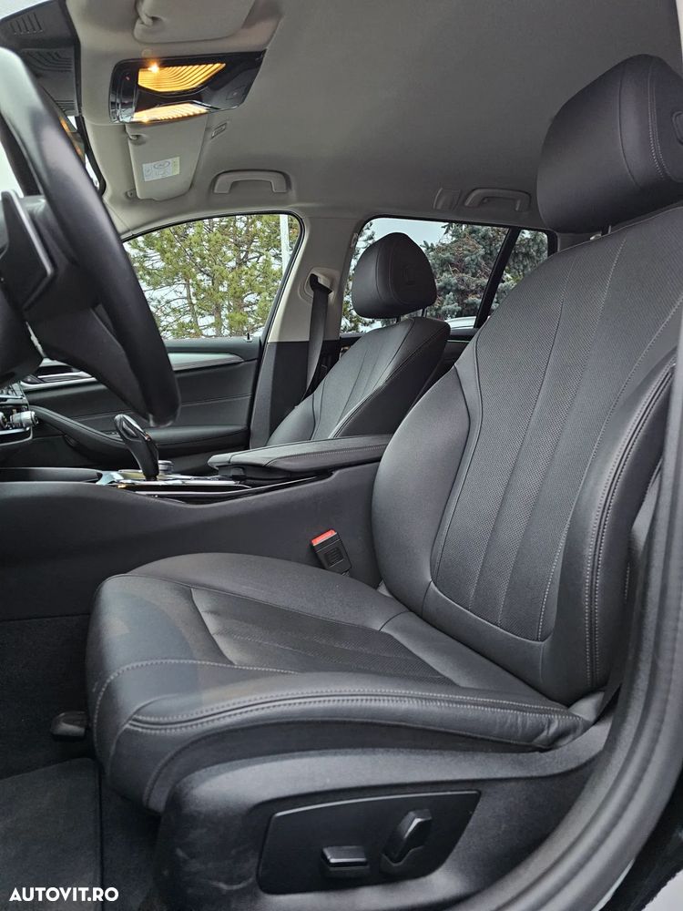 BMW Seria 5 520d AT MHEV - 29