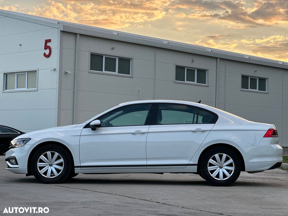 Volkswagen Passat - 29