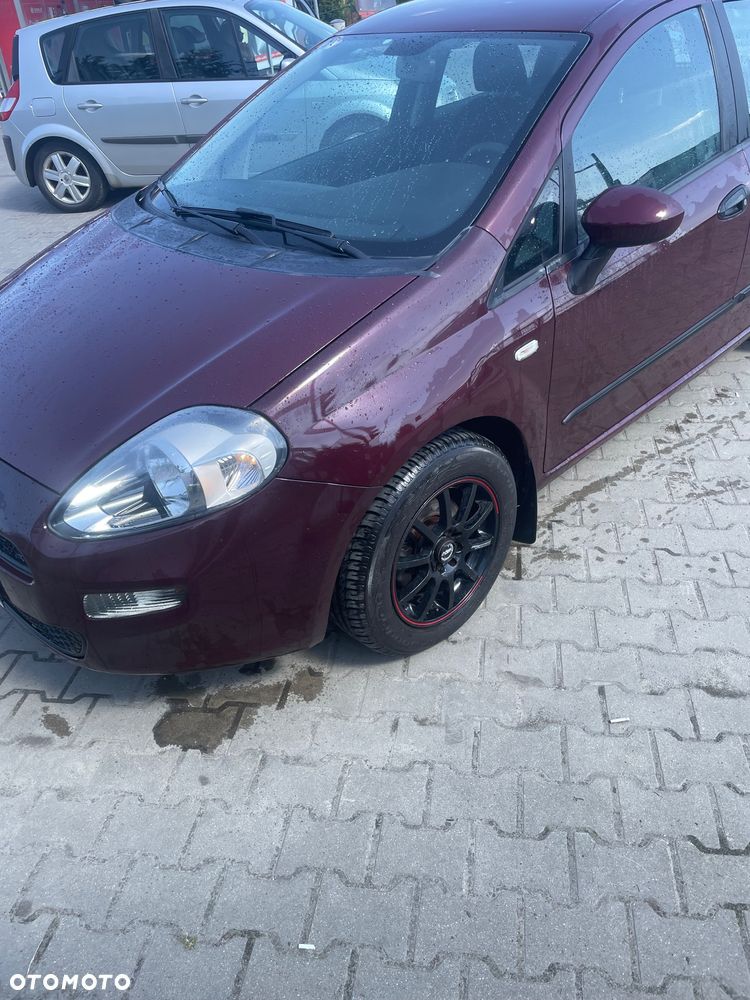 Fiat Punto 1.2 Young - 4