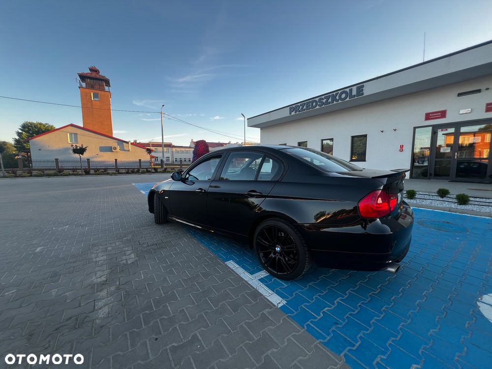 BMW Seria 3 320d - 4