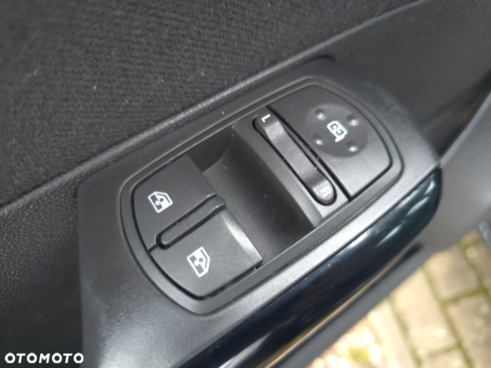 Opel Corsa 1.2 16V Enjoy - 20