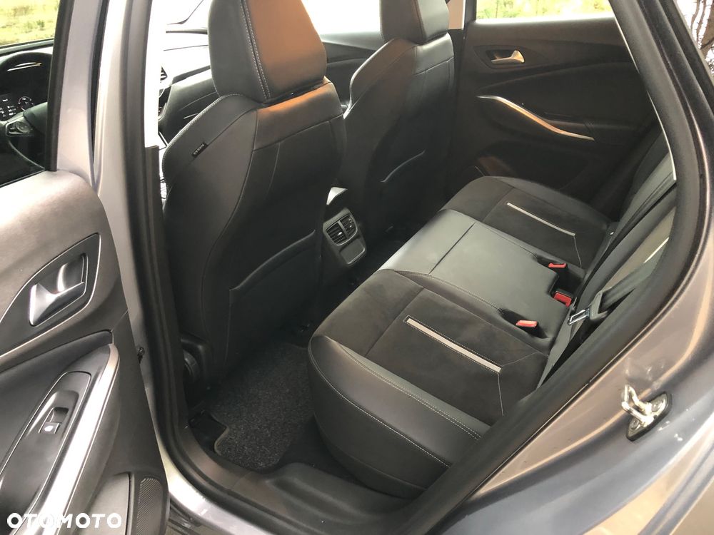 Opel Grandland X 1.6 T Design Line S&S - 12
